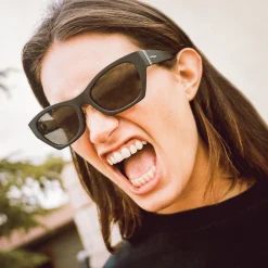 Stray<VonZipper Best